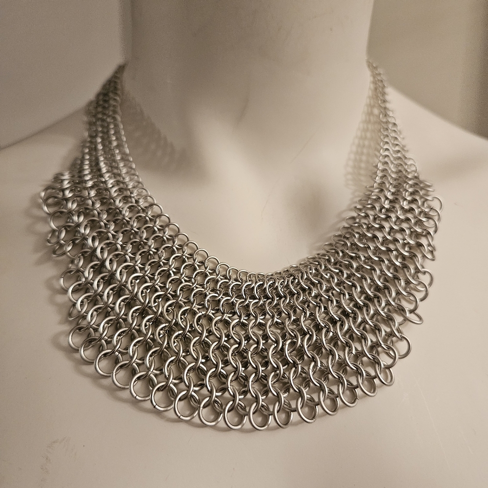NWT Zenzii necklace